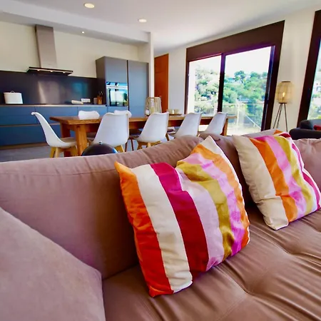 Hotell V&v Lloret-villa Marie- No Se Admiten Grupos De Amigos, Solo Familias! De Lujo Con Piscina Privada, Ascensor, Ping-pong, Billar 4*