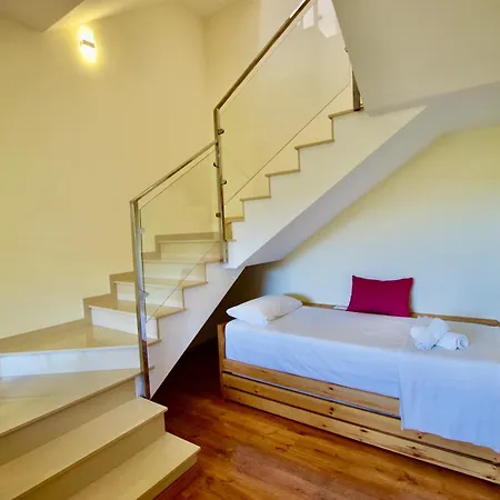 V&v Lloret-villa Marie- No Se Admiten Grupos De Amigos, Solo Familias! De Lujo Con Piscina Privada, Ascensor, Ping-pong, Billar Hotell 4*