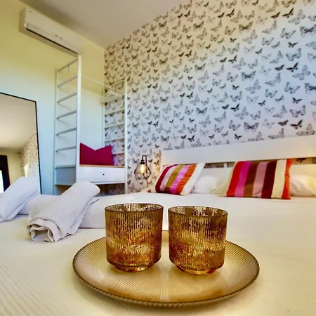 Hotell V&v Lloret-villa Marie- No Se Admiten Grupos De Amigos, Solo Familias! De Lujo Con Piscina Privada, Ascensor, Ping-pong, Billar 4*
