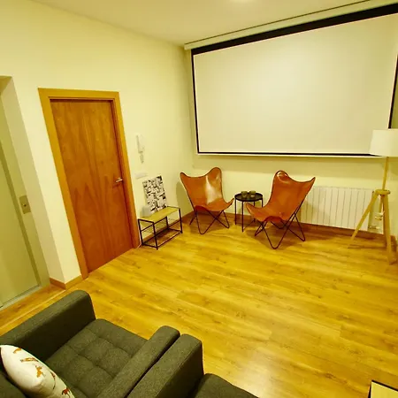 Hotel V&v Lloret-villa Marie- No Se Admiten Grupos De Amigos, Solo Familias! De Lujo Con Piscina Privada, Ascensor, Ping-pong, Billar Lloret de Mar